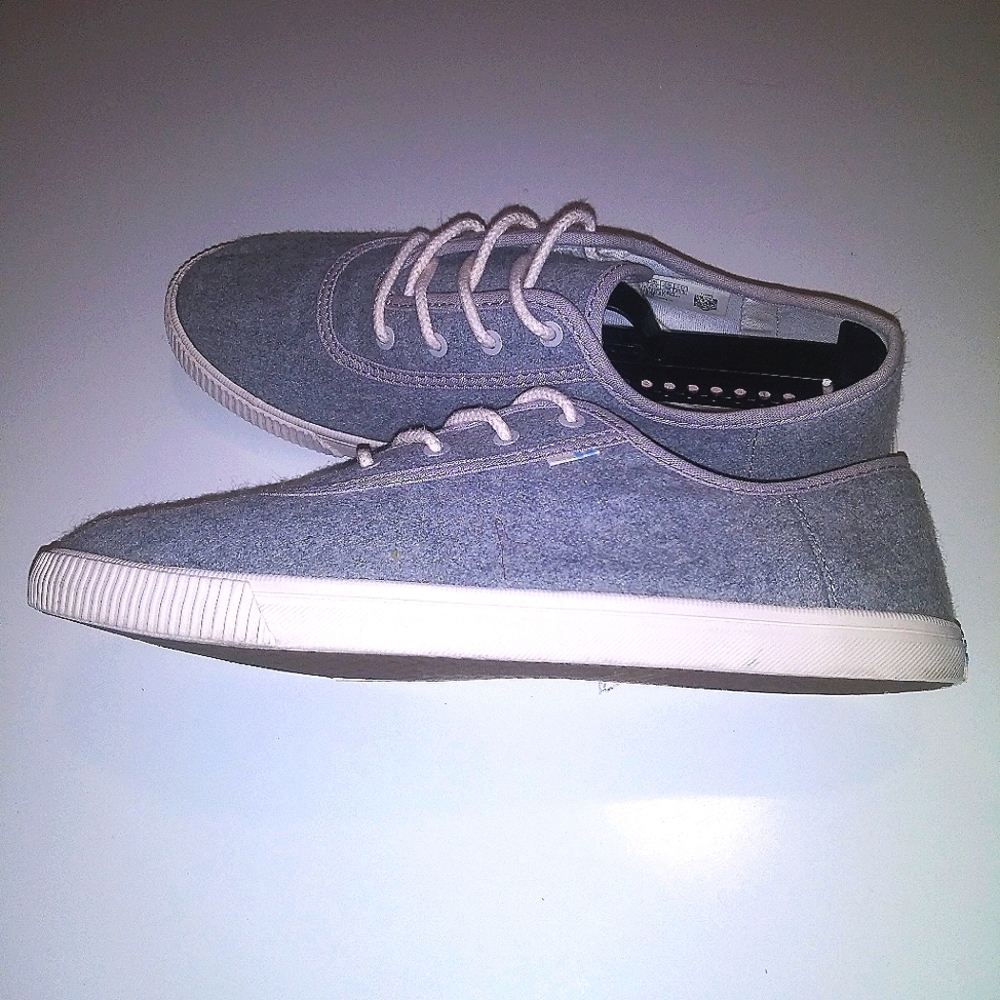 Toms Wool Lace up Decks- size 8.5 female